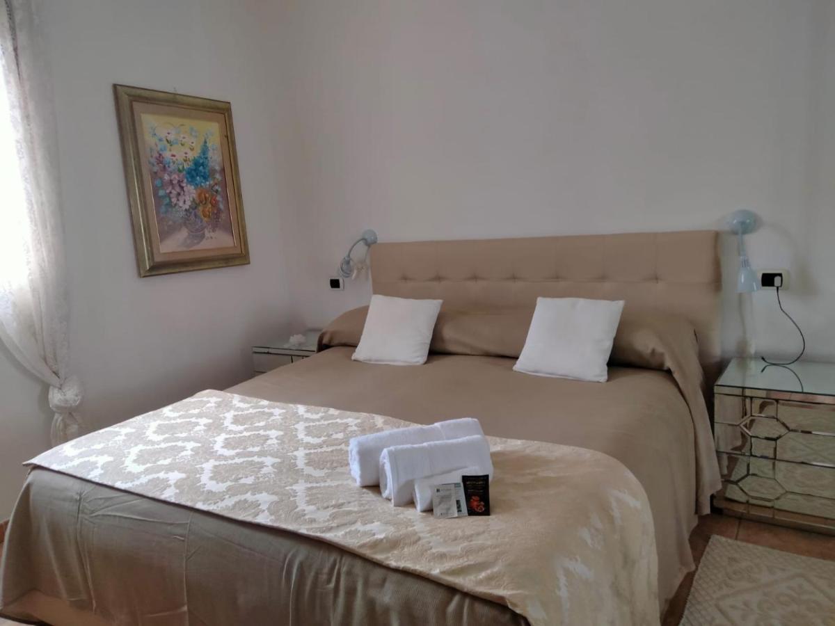 Bed and Breakfast La Casa Dei Fenicotteri Olbia Zewnętrze zdjęcie