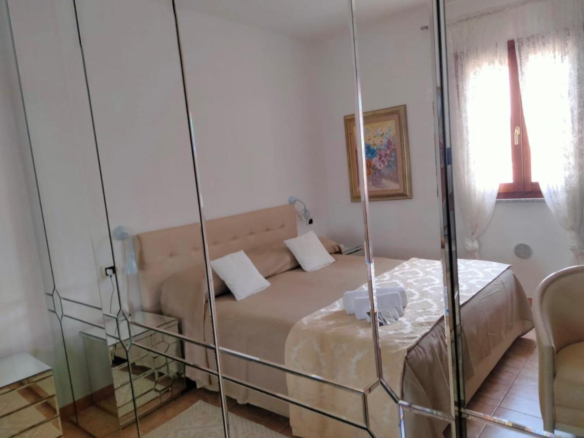 Bed and Breakfast La Casa Dei Fenicotteri Olbia Zewnętrze zdjęcie